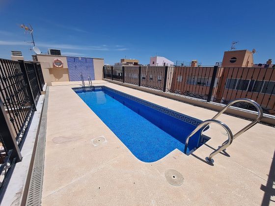 Foto 1 de Pis en venda a Puerto de Garrucha de 2 habitacions amb terrassa i piscina