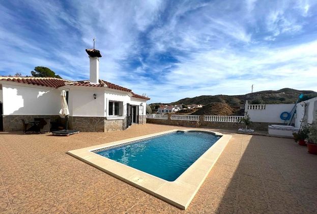 Foto 1 de Venta de casa en Arboleas de 3 habitaciones con terraza y piscina
