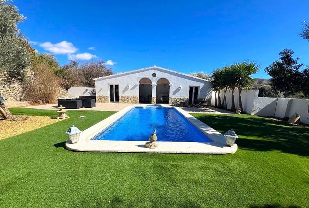 Foto 1 de Casa en venda a calle Los Berbels de 7 habitacions amb terrassa i piscina