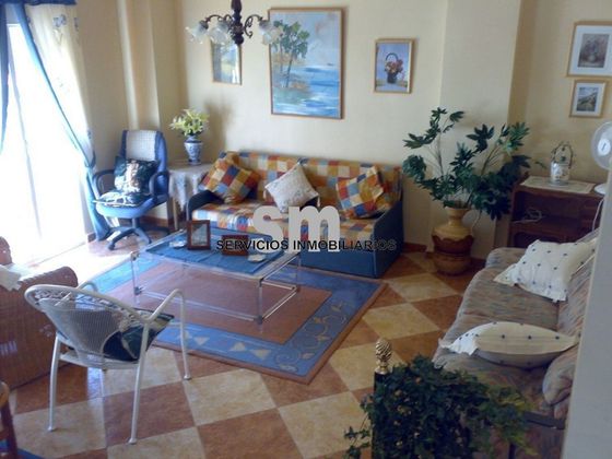 Foto 1 de Venta de casa en Ubrique de 3 habitaciones con terraza y calefacción