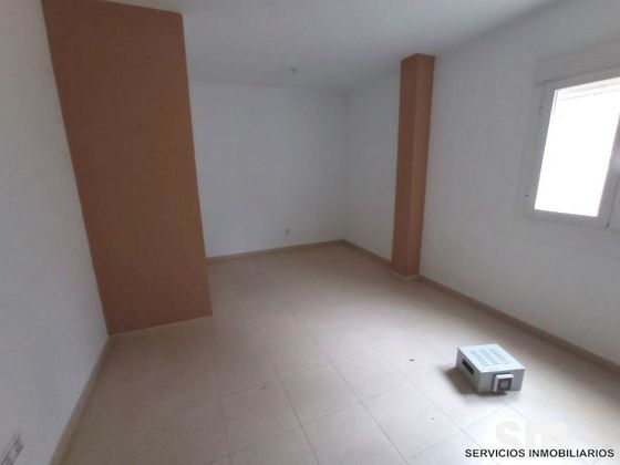 Foto 1 de Venta de piso en Ubrique de 2 habitaciones y 105 m²
