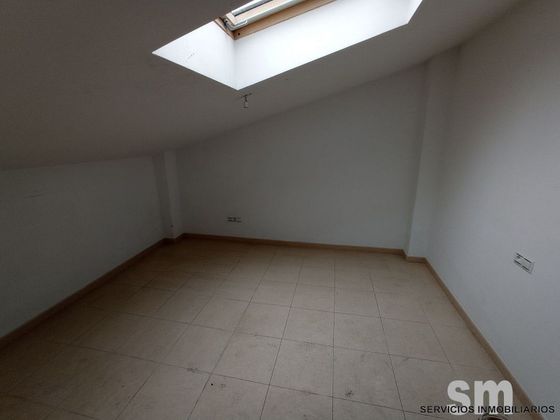 Foto 2 de Venta de piso en Ubrique de 2 habitaciones y 105 m²