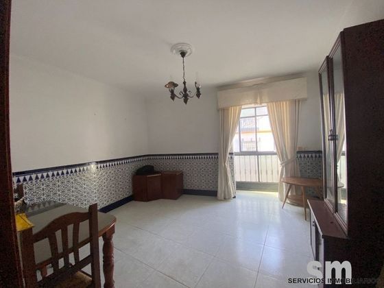Foto 1 de Casa en venda a Olvera de 3 habitacions amb terrassa i balcó