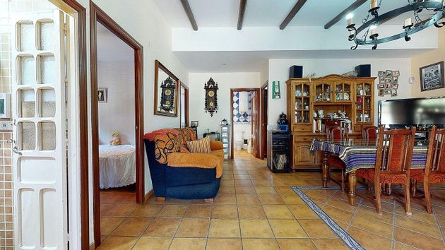 Foto 2 de Casa rural en venda a Santa Maria de Trassierra de 3 habitacions amb jardí i aire acondicionat