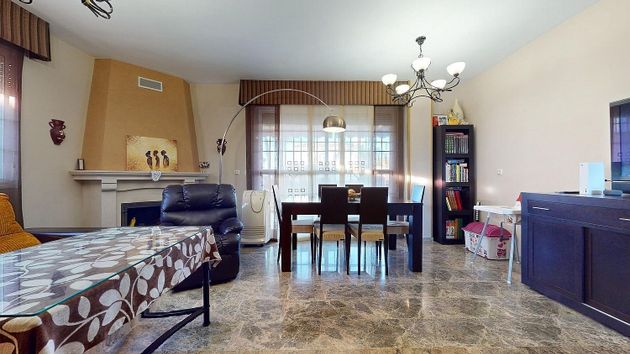Foto 2 de Xalet en venda a Villarrubia de 4 habitacions amb terrassa i piscina