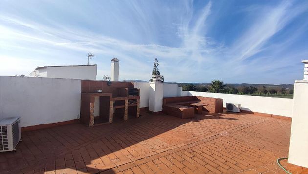 Foto 1 de Piso en venta en Palma del Río de 4 habitaciones con terraza y balcón