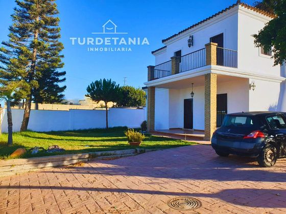 Foto 2 de Xalet en venda a Ctra Jerez-Ctra del Puerto de 3 habitacions amb terrassa i jardí