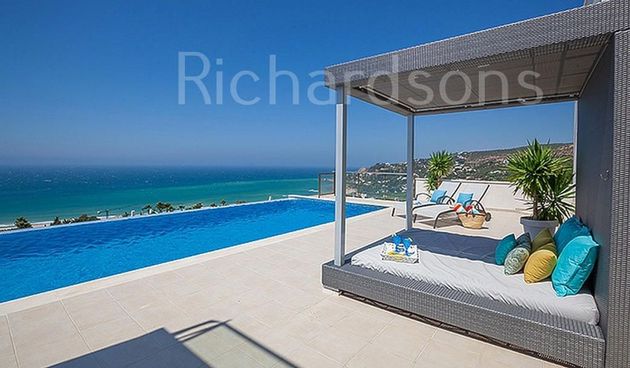 Foto 2 de Venta de chalet en Tarifa de 3 habitaciones con terraza y piscina