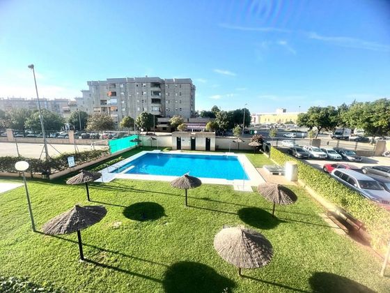 Foto 1 de Pis en venda a avenida De Arcos de 3 habitacions amb terrassa i piscina