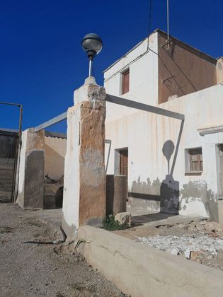 Foto 1 de Casa rural en venda a La Cañada-Costacabana-Loma Cabrera-El Alquián de 3 habitacions i 138 m²