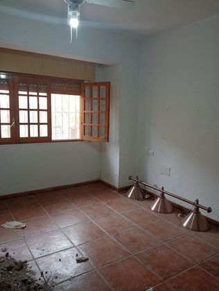 Foto 1 de Venta de casa adosada en Los Molinos - Villa Blanca de 5 habitaciones con terraza y jardín