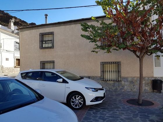 Foto 1 de Casa adossada en venda a calle Ayuntamiento de 4 habitacions i 211 m²