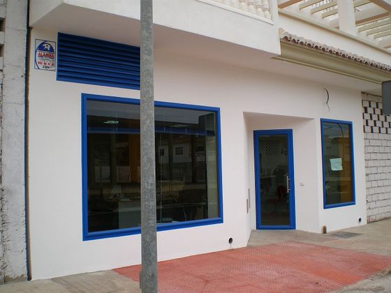 Foto 2 de Oficina en venda a calle Sierra de Las Nieves amb aire acondicionat