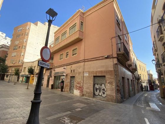 Foto 1 de Edifici en venda a Centro - Almería de 649 m²