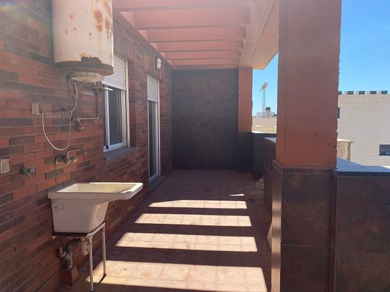 Foto 2 de Àtic en lloguer a Nueva Almería - Cortijo Grande - Vega de Acá de 3 habitacions amb terrassa i garatge