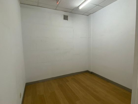 Foto 2 de Oficina en alquiler en Plaza de Toros - Santa Rita de 150 m²
