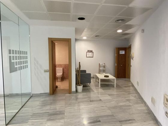 Foto 2 de Alquiler de oficina en Centro - Almería de 81 m²