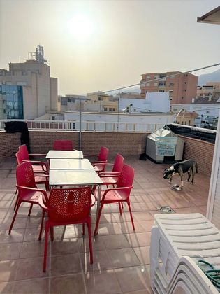Foto 1 de Àtic en venda a calle Mercado de 2 habitacions amb terrassa i ascensor