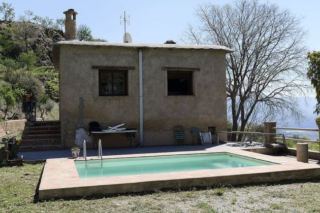 Foto 2 de Casa rural en venda a polígono Parcela de 2 habitacions amb piscina i garatge