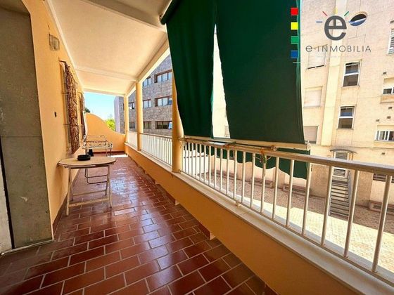 Foto 1 de Pis en venda a Zona Bahía Blanca de 5 habitacions amb terrassa i ascensor
