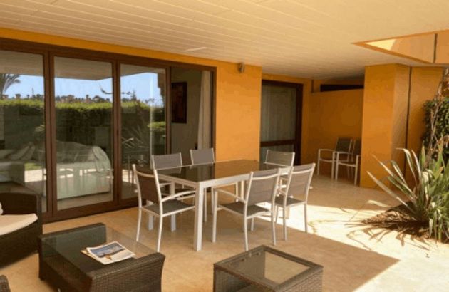Foto 2 de Pis en venda a avenida De la Marina de 3 habitacions amb terrassa i piscina