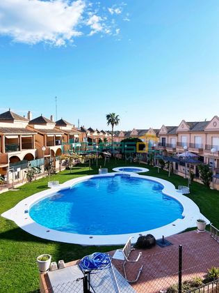 Foto 1 de Alquiler de casa adosada en Ctra de La Playa - La Coquina de 2 habitaciones con terraza y piscina