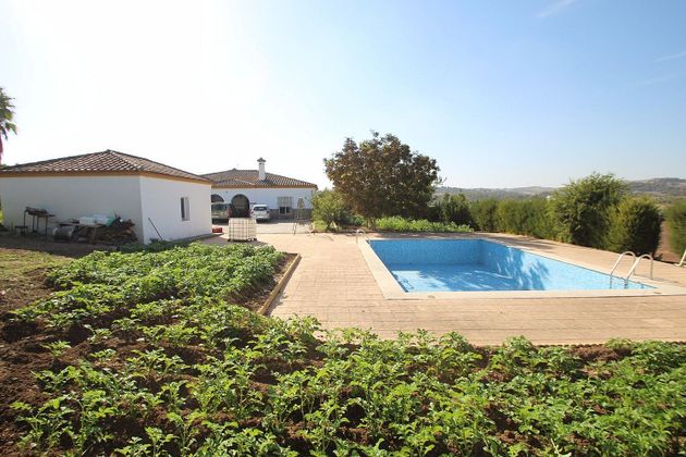 Foto 1 de Venta de casa rural en Arcos de la Frontera de 5 habitaciones con terraza y piscina