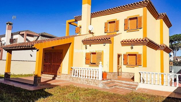 Foto 2 de Casa en venta en Sancti Petri - La Barrosa de 5 habitaciones con terraza y aire acondicionado