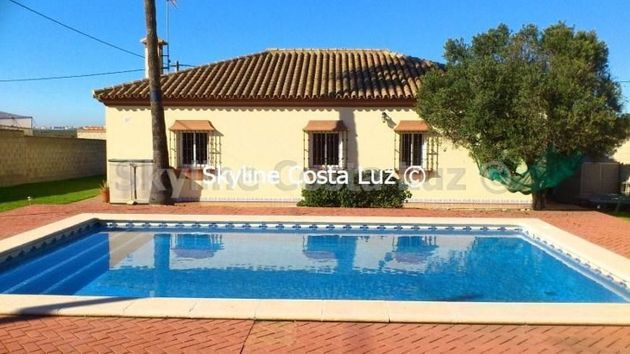 Foto 1 de Casa en venta en Pinar de los Franceses - Marquesado de 3 habitaciones con terraza y piscina