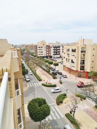 Foto 2 de Àtic en venda a Plaza de la Luz de 4 habitacions amb terrassa i ascensor