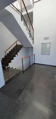Foto 2 de Garaje en venta en Gelves de 33 m²