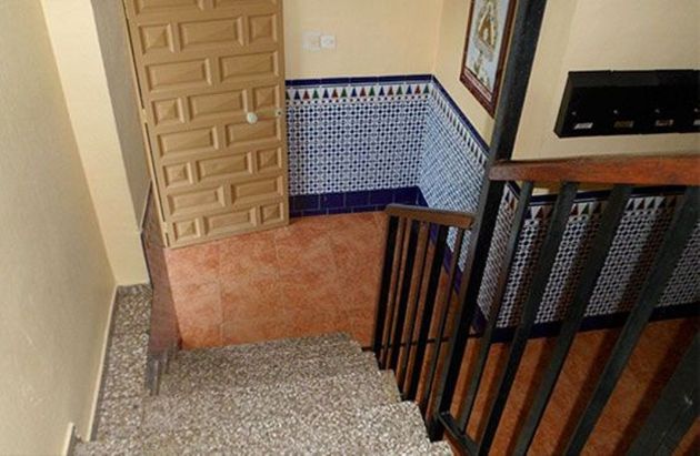 Foto 2 de Piso en venta en Andújar de 3 habitaciones con terraza y ascensor