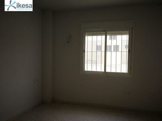 Foto 2 de Piso en venta en Palma del Condado (La) de 3 habitaciones con garaje
