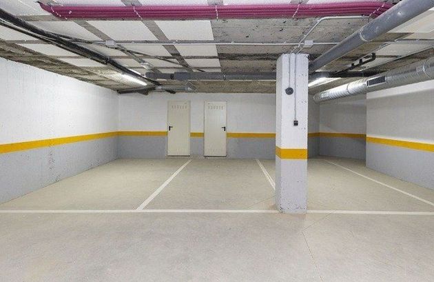 Foto 2 de Venta de garaje en calle Zambullon de 39 m²