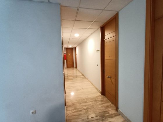 Foto 2 de Oficina en venda a calle Escultor Duque Cornejo de 83 m²