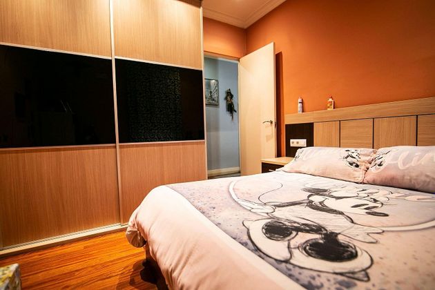 Foto 2 de Pis en venda a Santurtzi de 3 habitacions i 71 m²