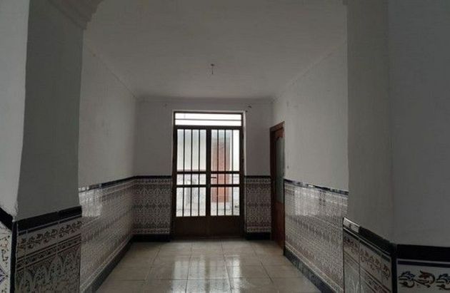 Foto 2 de Casa en venda a Aguilar de la Frontera de 4 habitacions amb balcó