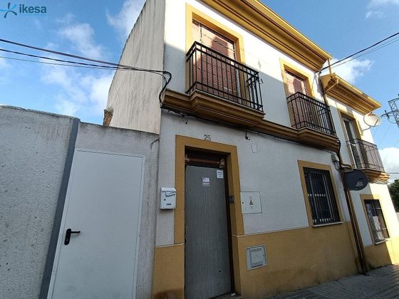 Foto 1 de Venta de casa en Fernán-Núñez de 3 habitaciones y 126 m²
