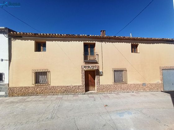 Foto 1 de Venta de casa en Calahorra (La) de 3 habitaciones con garaje y balcón