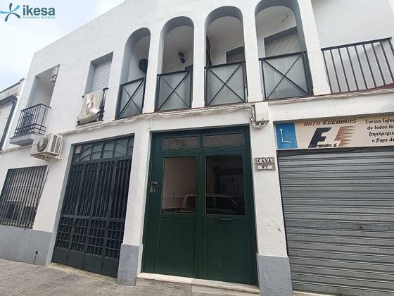 Foto 1 de Casa en venda a calle María Auxiliadora de 4 habitacions i 114 m²