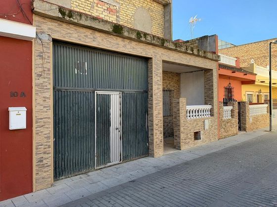 Foto 2 de Chalet en venta en La Paz de 3 habitaciones con garaje