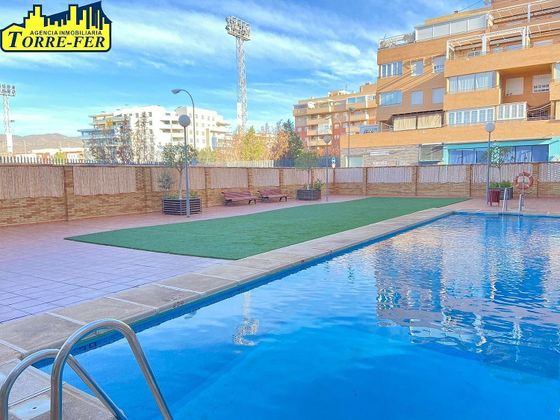 Foto 2 de Pis en venda a calle Alcotán de 3 habitacions amb terrassa i piscina