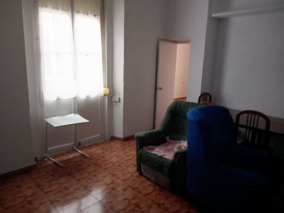 Foto 1 de Pis en venda a calle Sagasta de 2 habitacions amb balcó