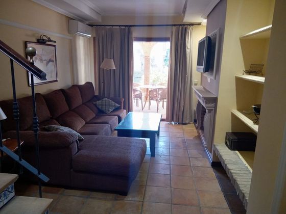 Foto 1 de Casa en venda a León Herrero - Bahía sur de 2 habitacions amb terrassa i aire acondicionat