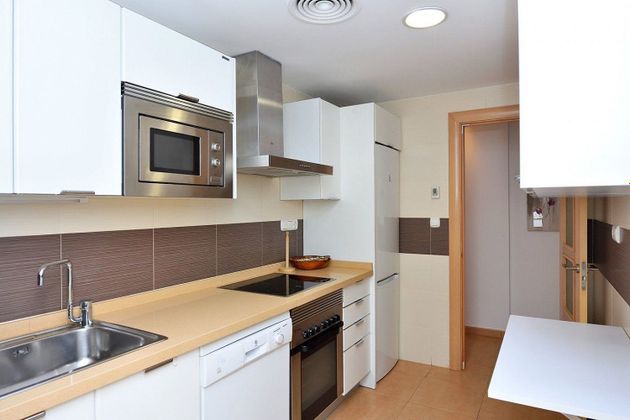 Foto 2 de Piso en venta en Carboneras de 2 habitaciones con terraza y garaje