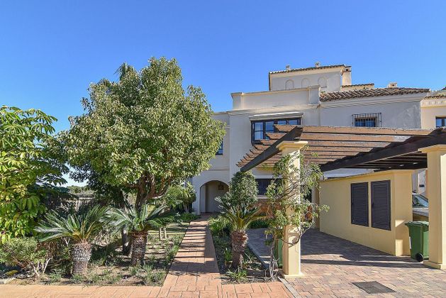 Foto 1 de Casa en venda a Sotogrande Alto de 3 habitacions amb terrassa i piscina