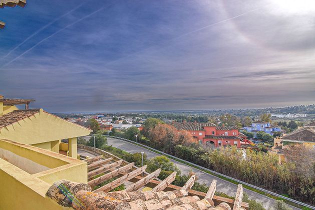 Foto 2 de Casa en venda a San Enrique-Guadiaro-Pueblo Nuevo de 4 habitacions amb terrassa i piscina