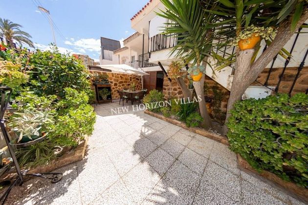 Foto 2 de Xalet en venda a San Juan de los Terreros de 6 habitacions amb terrassa i jardí