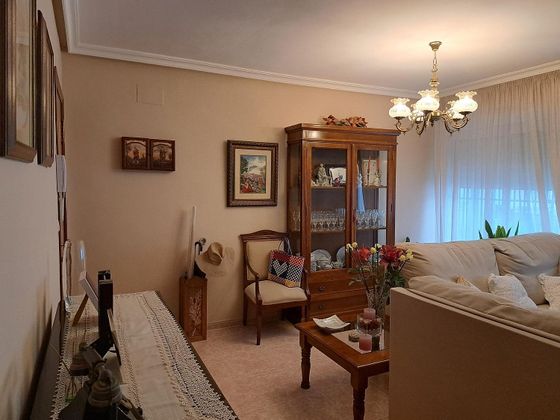 Foto 2 de Pis en venda a Casco Antiguo de 3 habitacions amb terrassa