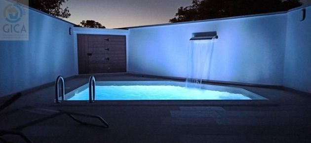 Foto 2 de Casa en venda a San García de 3 habitacions amb piscina i garatge